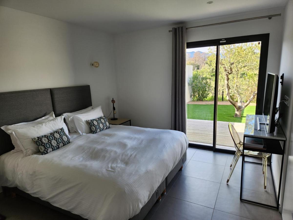 Villa Home Holiday A Cala Rossa ليسي المظهر الخارجي الصورة