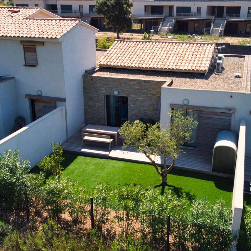Villa Home Holiday A Cala Rossa ليسي المظهر الخارجي الصورة